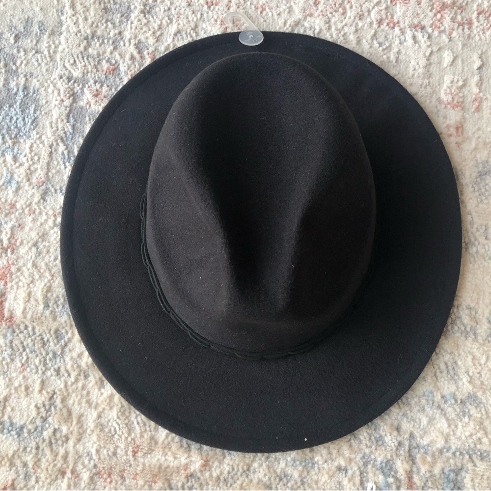 NEW WITHOUT TAG Time and Tru Fedora Hat black